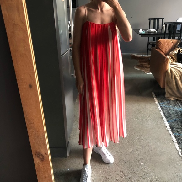 ❌SOLD❌ Club Monaco Lisette Dress - Picture 5 of 15